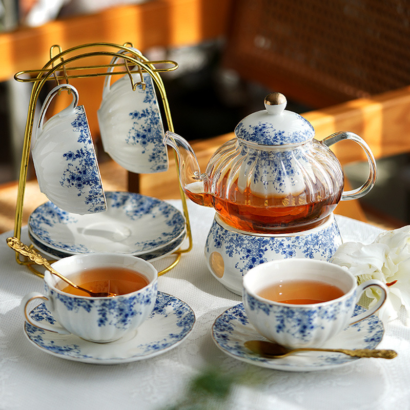 イングリッシュスタイルのアフタヌーンティーセット、フラワーテ - Coffee Tea English のレビューと価格