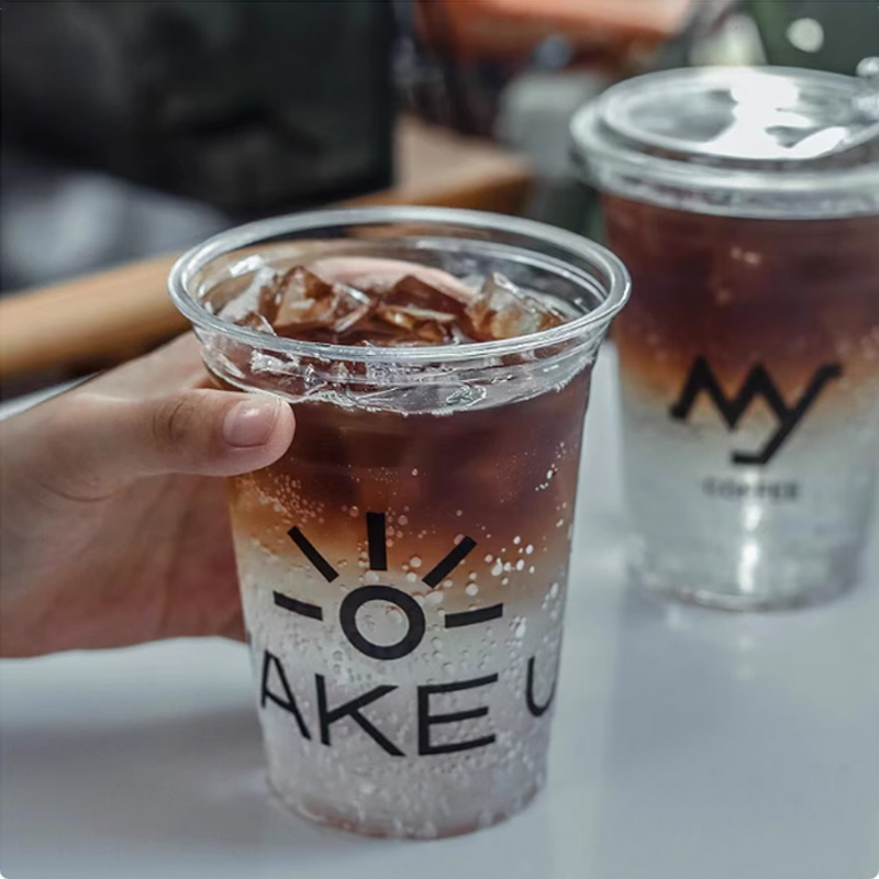 カスタマイズされたロゴのY字型プラスチックカップ、バブルティ - Coffee Tea House のレビューと価格